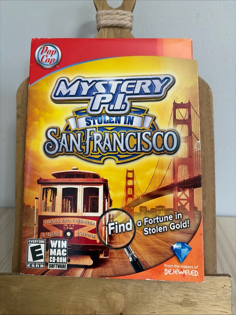 Mystery P.I. Stolen in San Francisco PC Game - Yellow Box